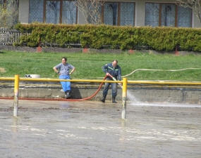 2012-04-20 - Koupaliště Vlčí důl - příprava na letní sezónu