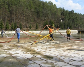 2012-04-20 - Koupaliště Vlčí důl - příprava na letní sezónu