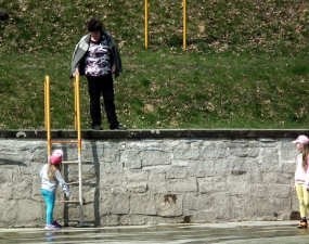 2015-04-09 - Čištění koupaliště ve Vlčím dole