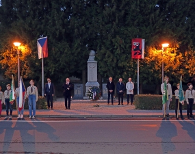 2022-10-25 Kladení věnců 104. výročí vzniku samostatného čsl. státu