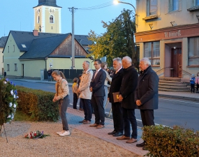 2022-10-25 Kladení věnců 104. výročí vzniku samostatného čsl. státu