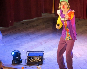 2025-02-01 Dětský maškarní karneval s šaškem Viki