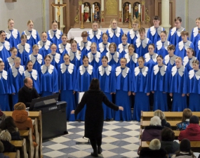 2025-11-30 I. adventní koncert - Motýli Šumperk