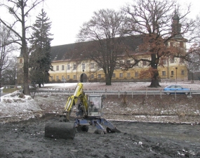 2013-02-11 - Zahájení čištění rybníku