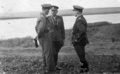 Poland - Dukla Pass; the terrain near  Zarzin village, September 1944   Lt/Colonel Prikryl, Staff Captain Hlasny and  a „Russian attaché“ commanded to 2nd Paradesant Brigade - Major Mišin